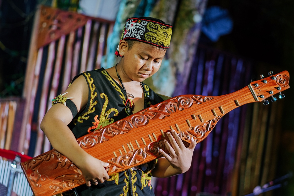 Home Lomba musik sape LCAF 2024 langkau etnika kalbar